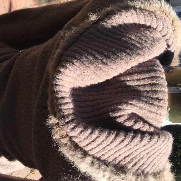 BEBE sweater - Picture 3 of 6